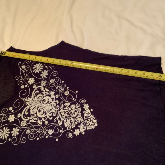 SJS Lightweight Flowy Floral Embroidered & Rhinestone Tank Top (L) - Picture 6 of 8